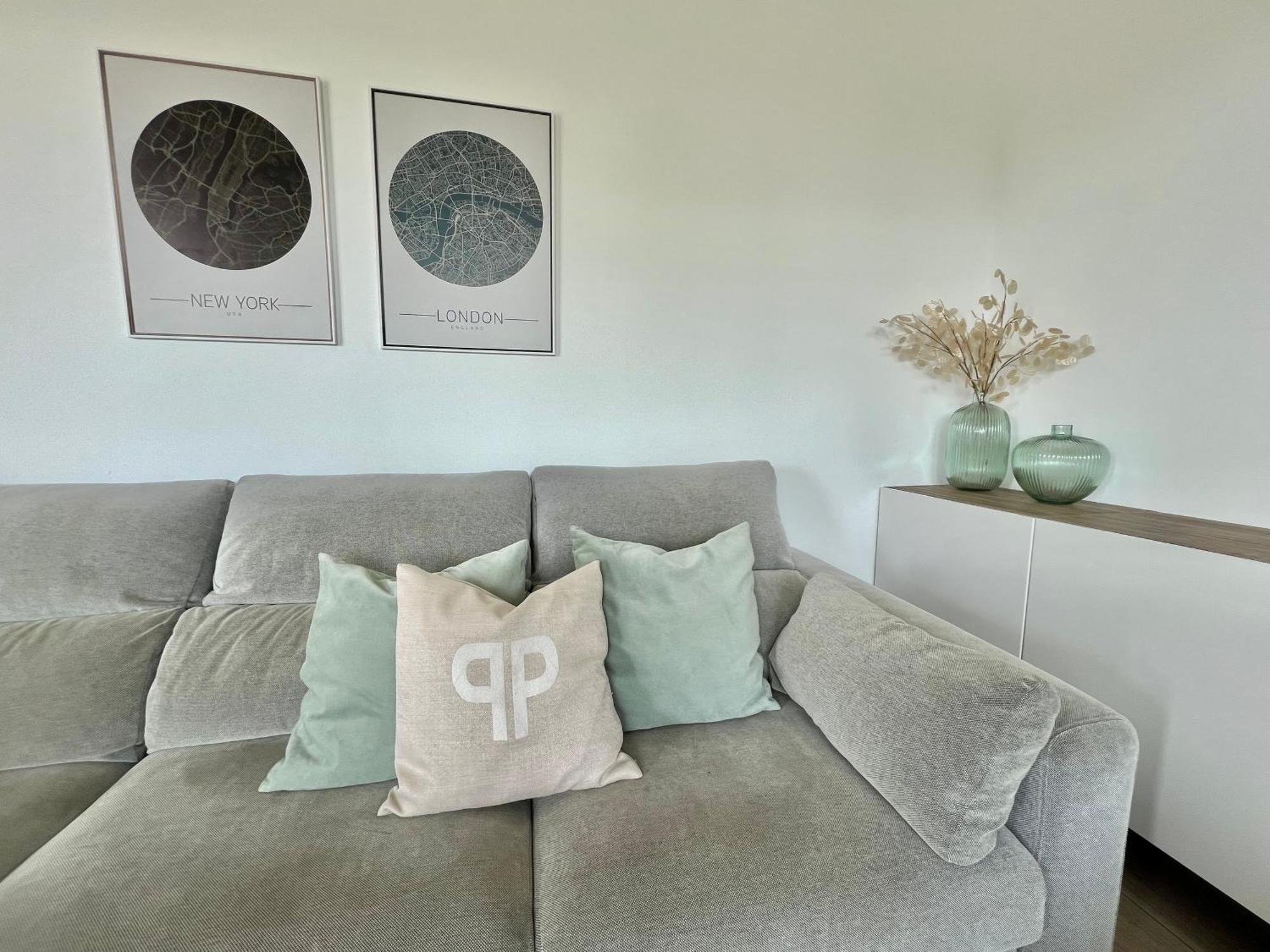 Paganini Suites And Apartments 西尔米奥奈 外观 照片